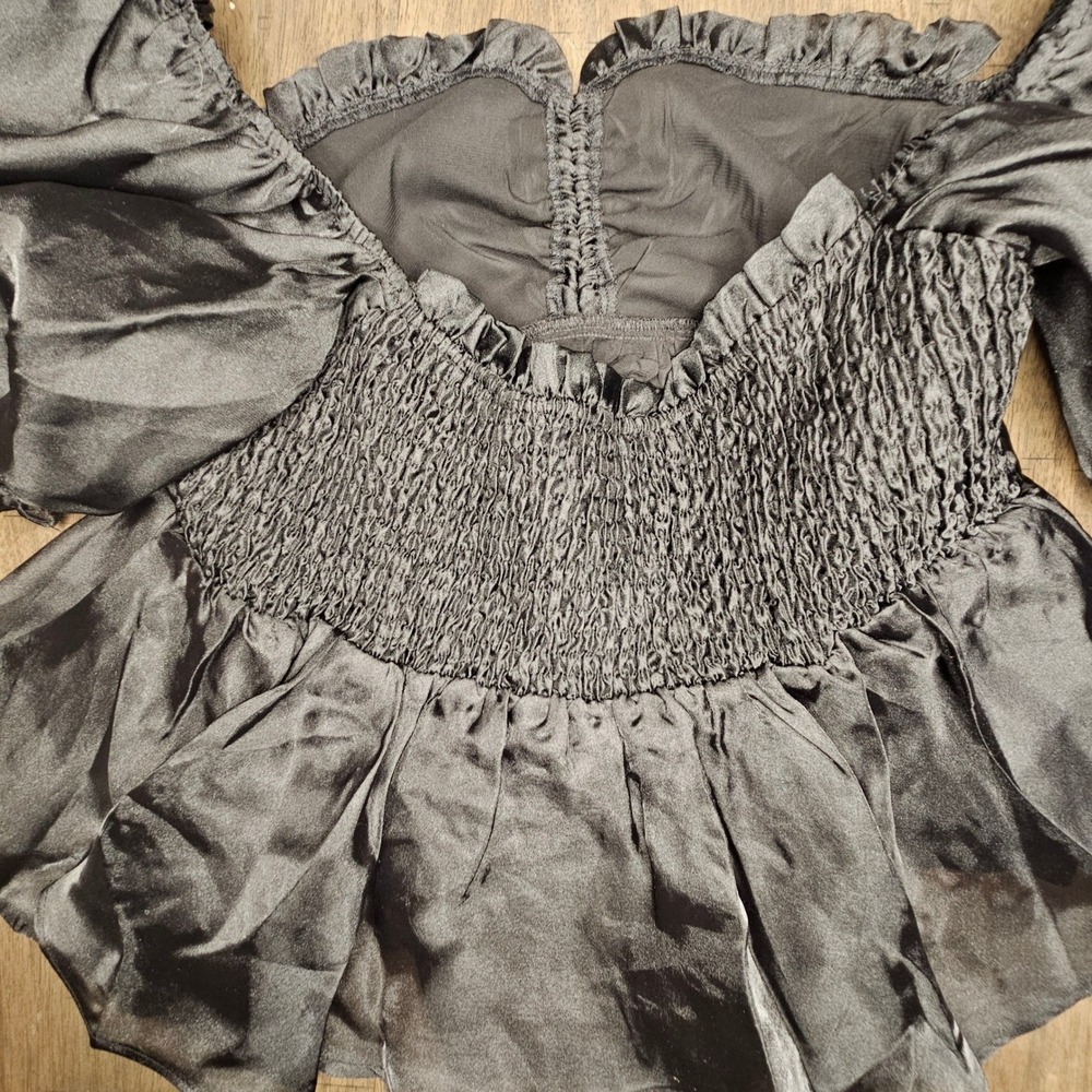 MABLE Black Organza Puff Sleeve Peplum Babydoll Top Smocked Back NWOT Med - Picture 6 of 9